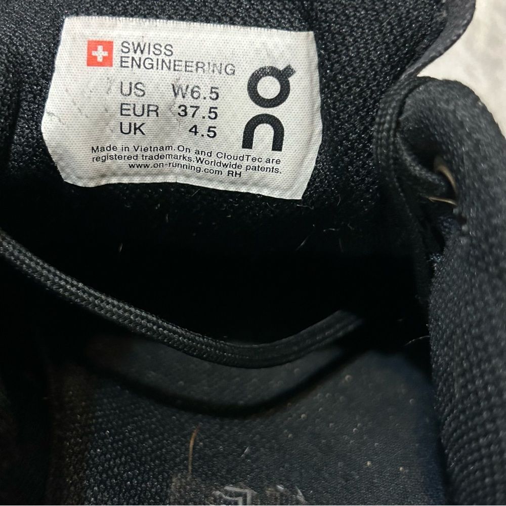 On Cloud Cloudventure Lace Up Trail Running Sneakers Women’s Shoe Size 6.5 - Picture 11 of 12